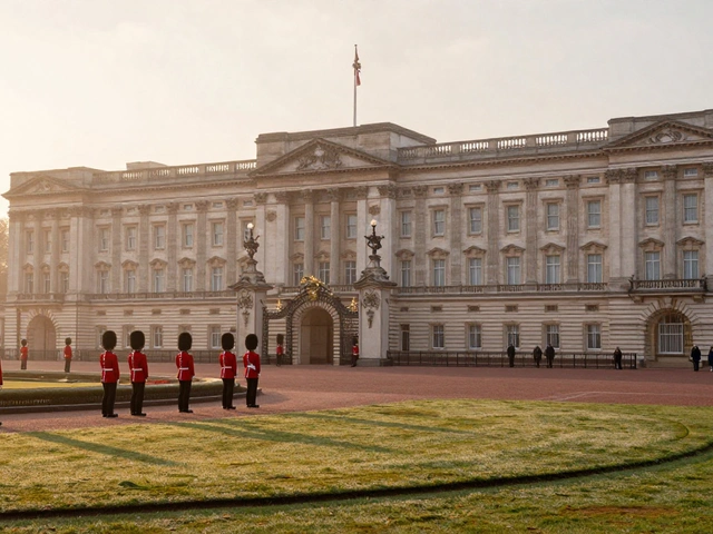 Buckingham Palace: London’s Living Crown Jewel